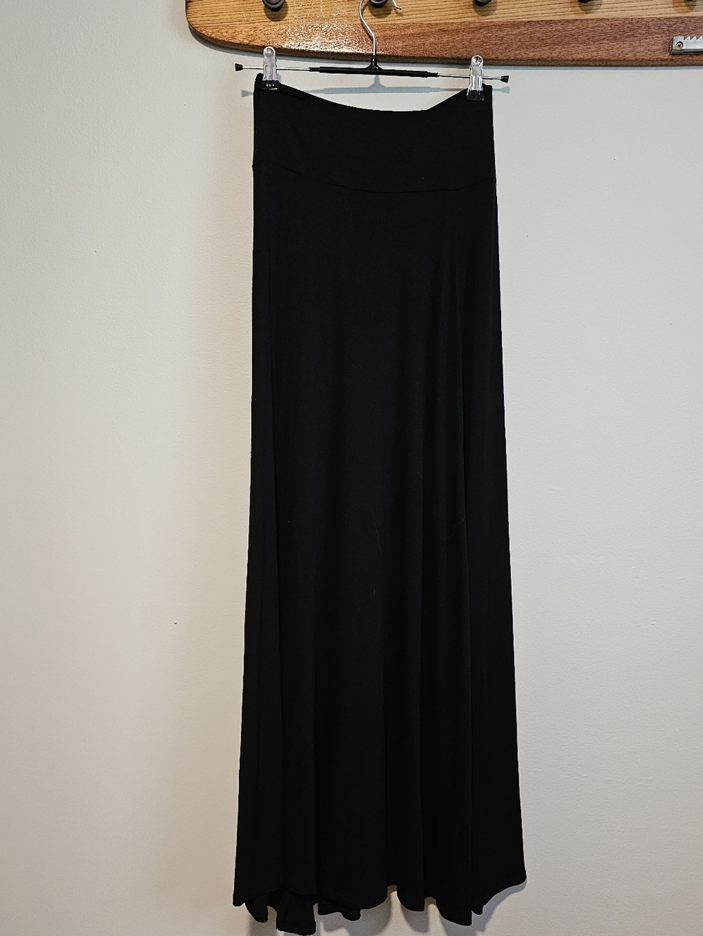 **NWT** Black Maxi Skirt With Front Slit, Small - Picture 4 of 9